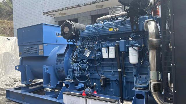 云南發(fā)電機(jī)組生產(chǎn)廠家——柴油發(fā)電機(jī)組油耗受哪些因素影響？